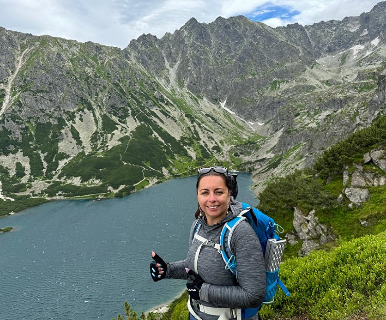 Anna Laabs Kurek prywatnie na wędrówce w górach