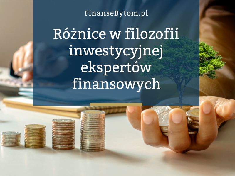 doradca finansowy robiący notatki, w dłoni trzyma monety i wyrastające z nich symboliczne zielone drzewko